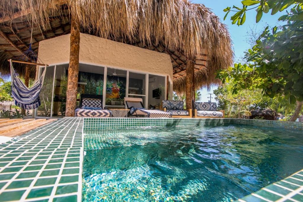 Blue Apple Beach – Isla Tierra Bomba 12