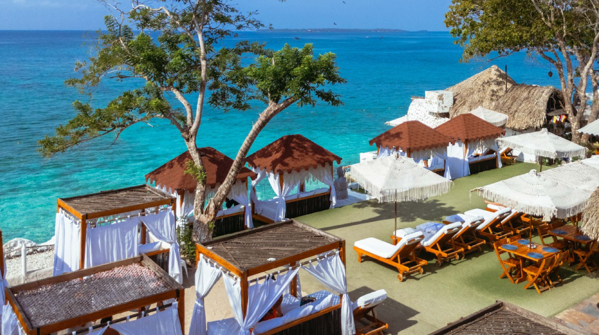 Bora Bora Beach Club – Islas del Rosario 14