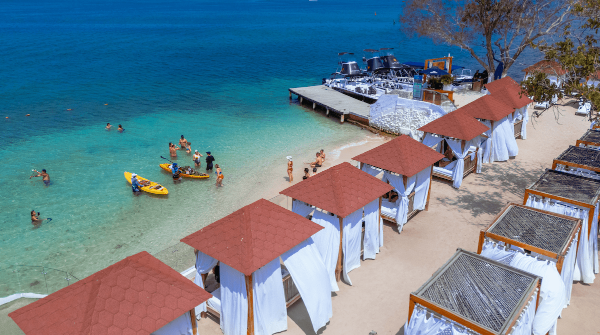 Bora Bora Beach Club – Islas del Rosario 7