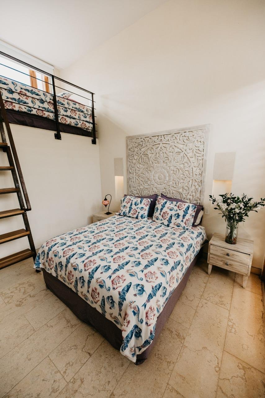 Casa Chirimoya (The Coral House)13