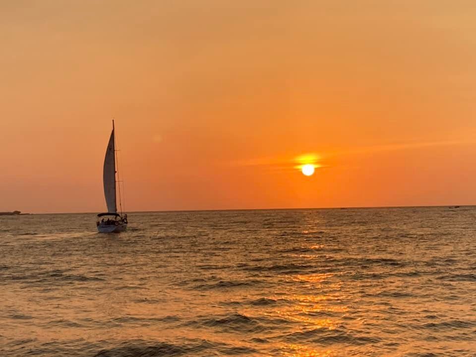 Catamaran Sunset Cruise in Cartagena Bay 14