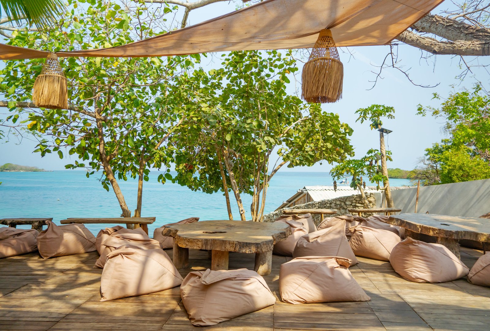 Pa`ue Beach Lounge 4