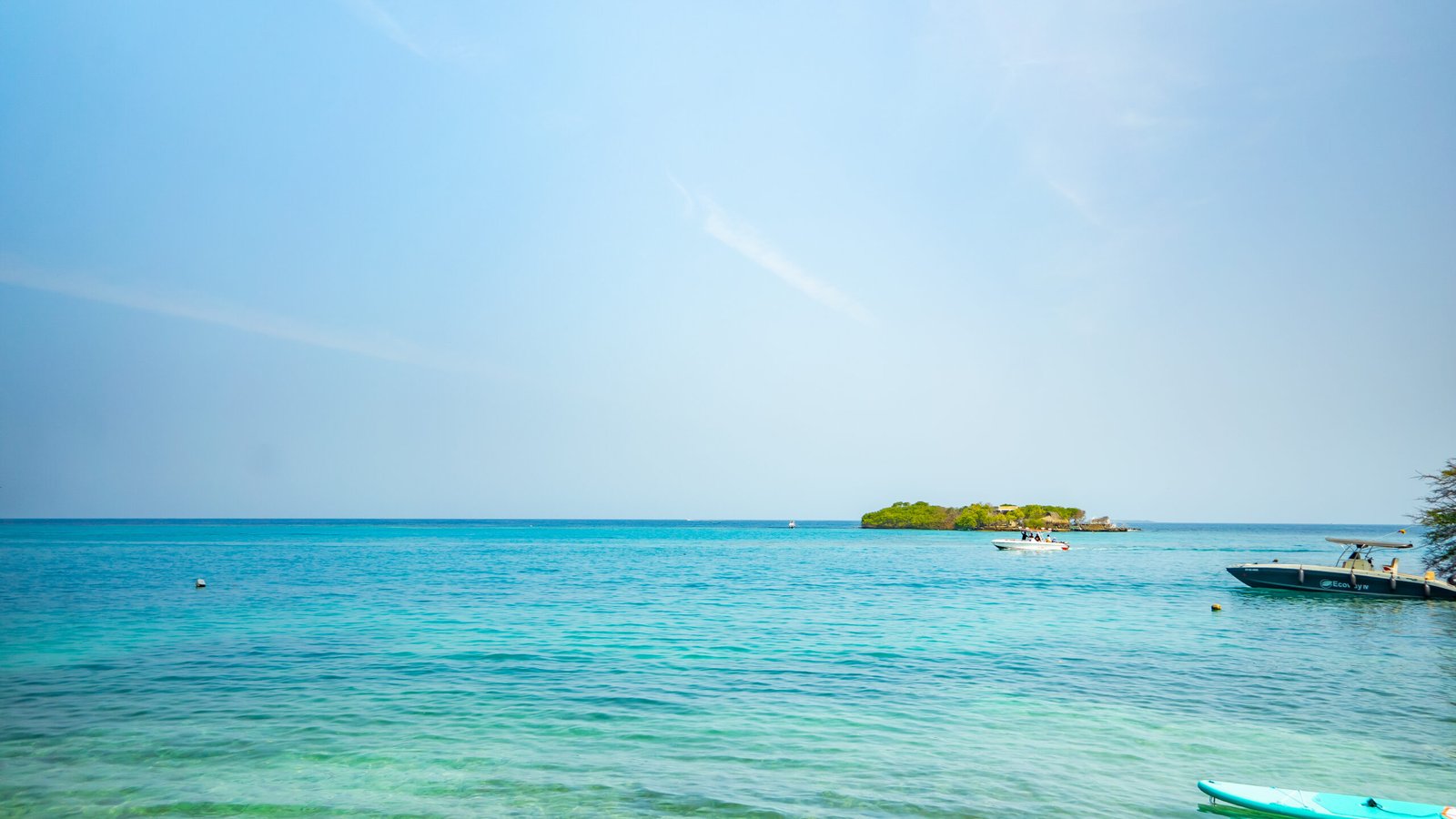 Pa`ue Beach Lounge 8