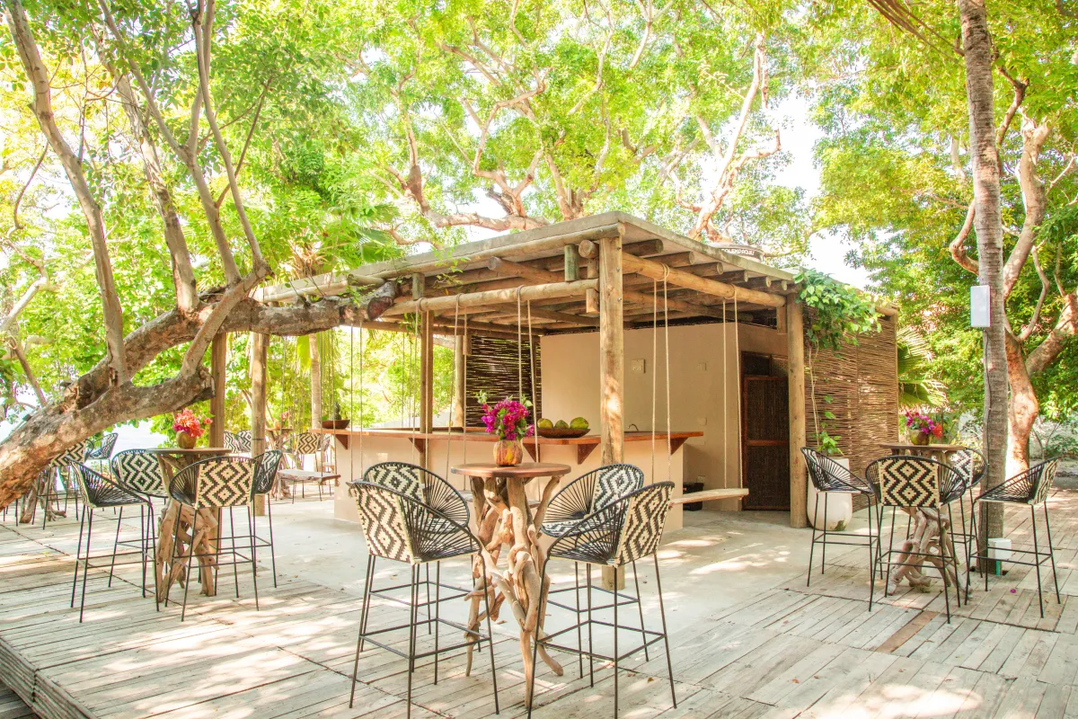 Paue Beach Lounge – Isla Grande 37