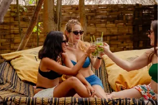 Paue Beach Lounge – Isla Grande 39