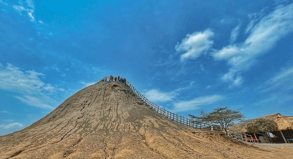 Totumo mud volcano 33