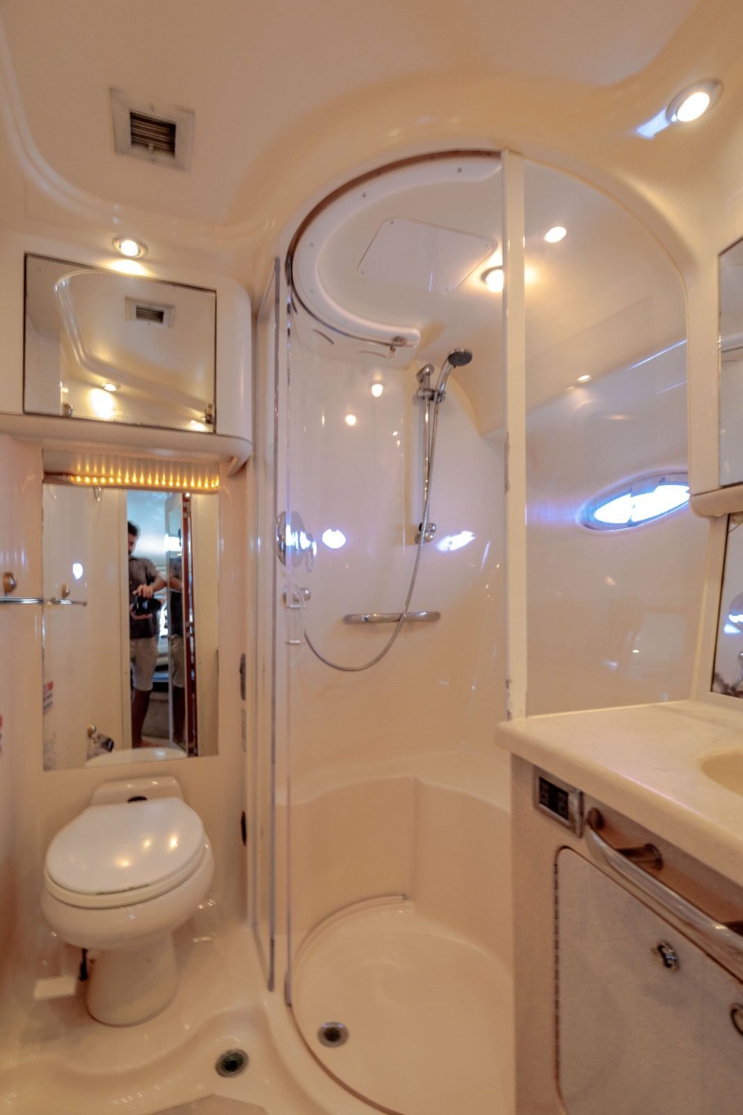 Yate Corck Trick 56 ft 24