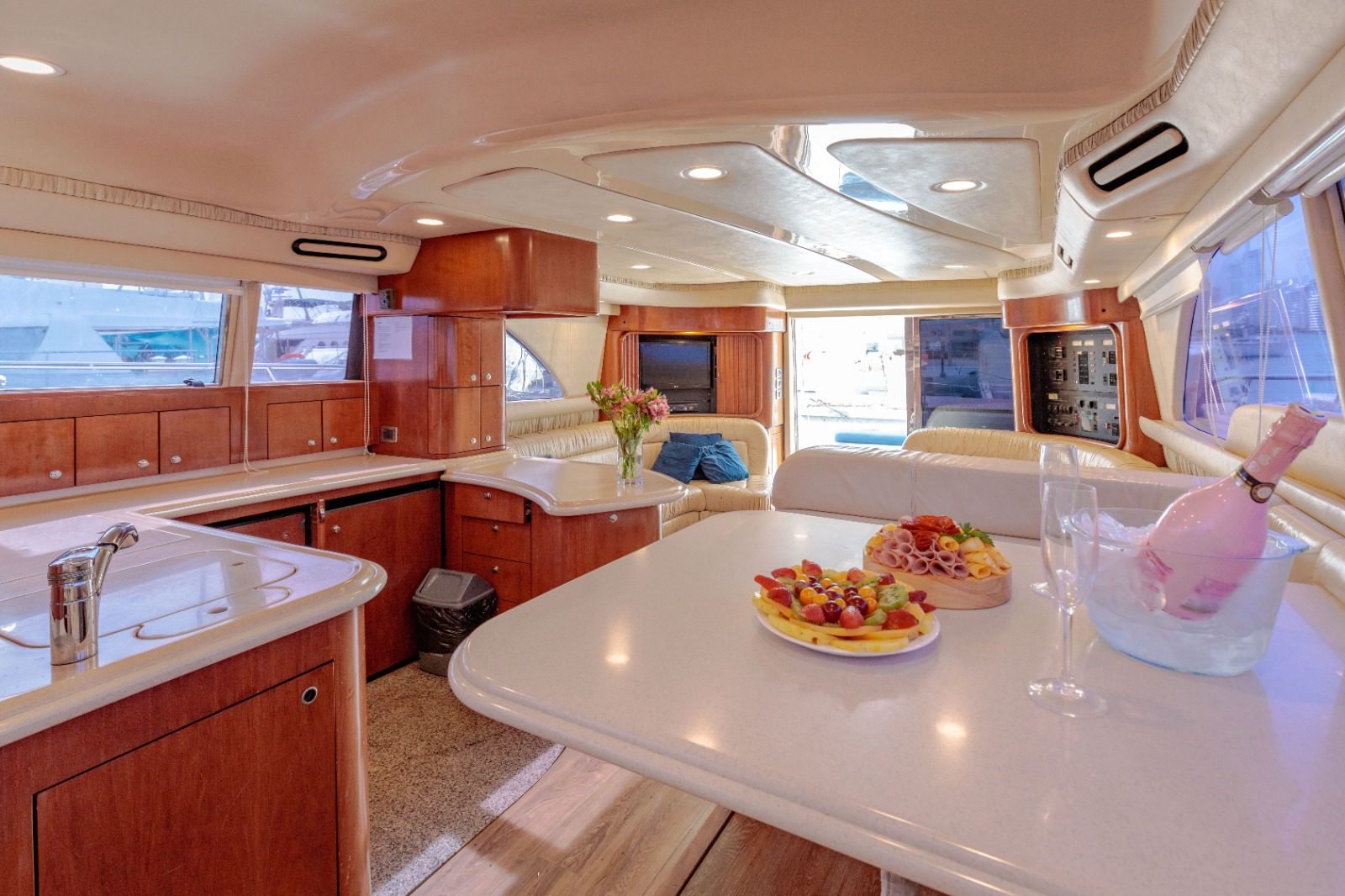 Yate Corck Trick 56 ft 39