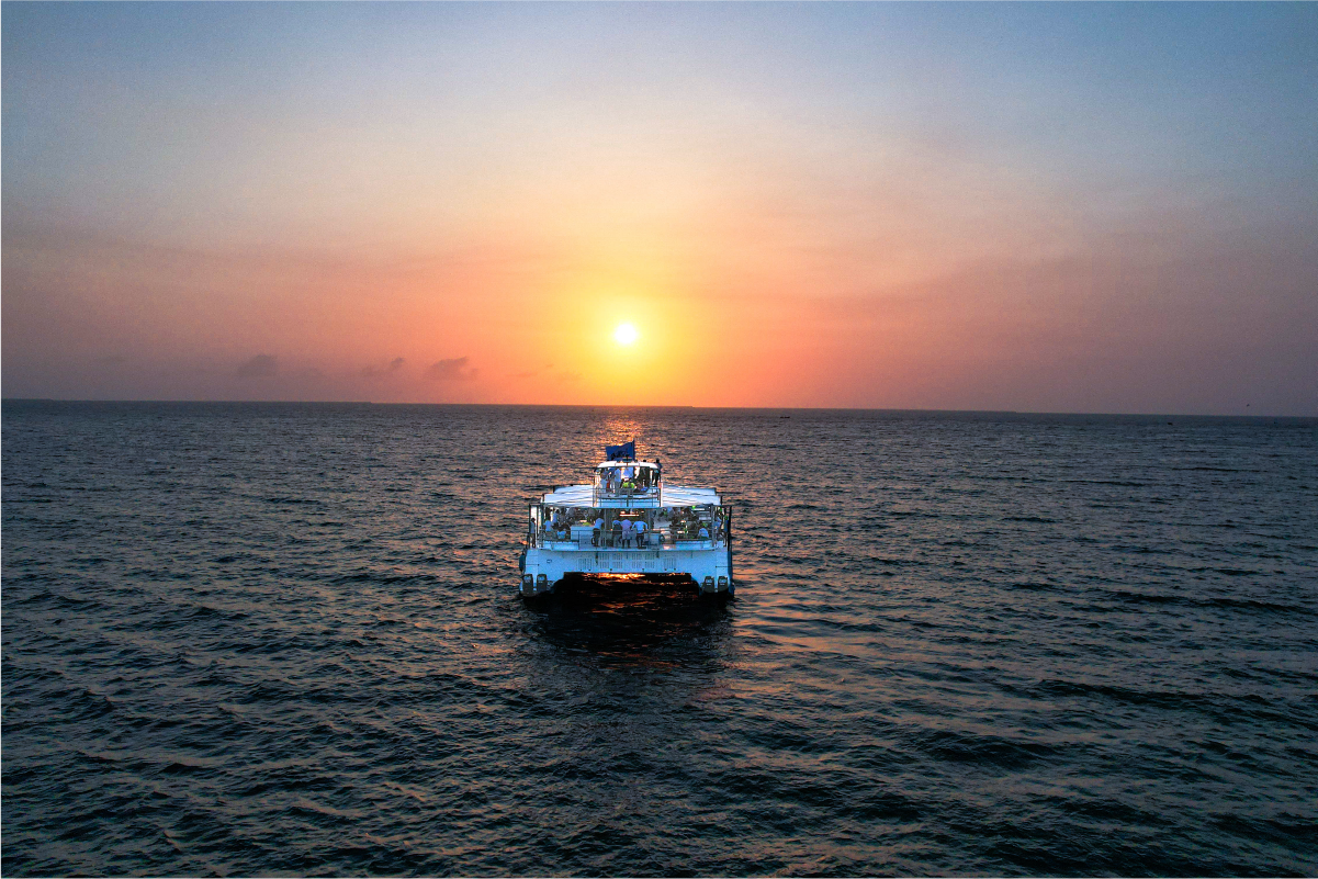 Flamante Catamaran Sunset Tour 1