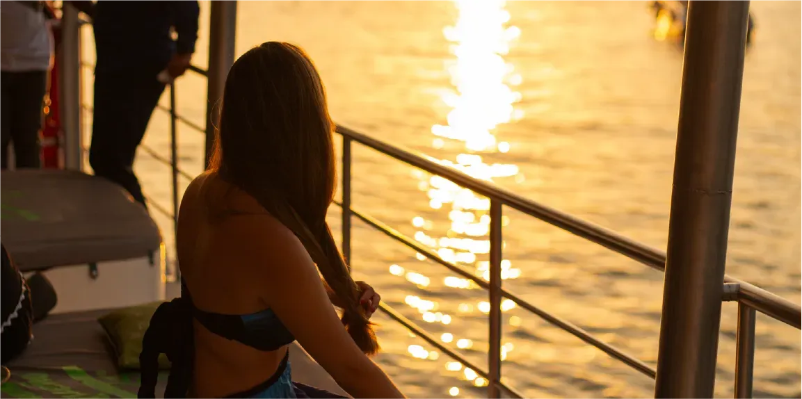 Flamante Catamaran Sunset Tour 4