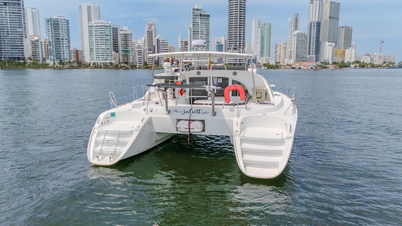 Catamarán Juliet 48ft 3