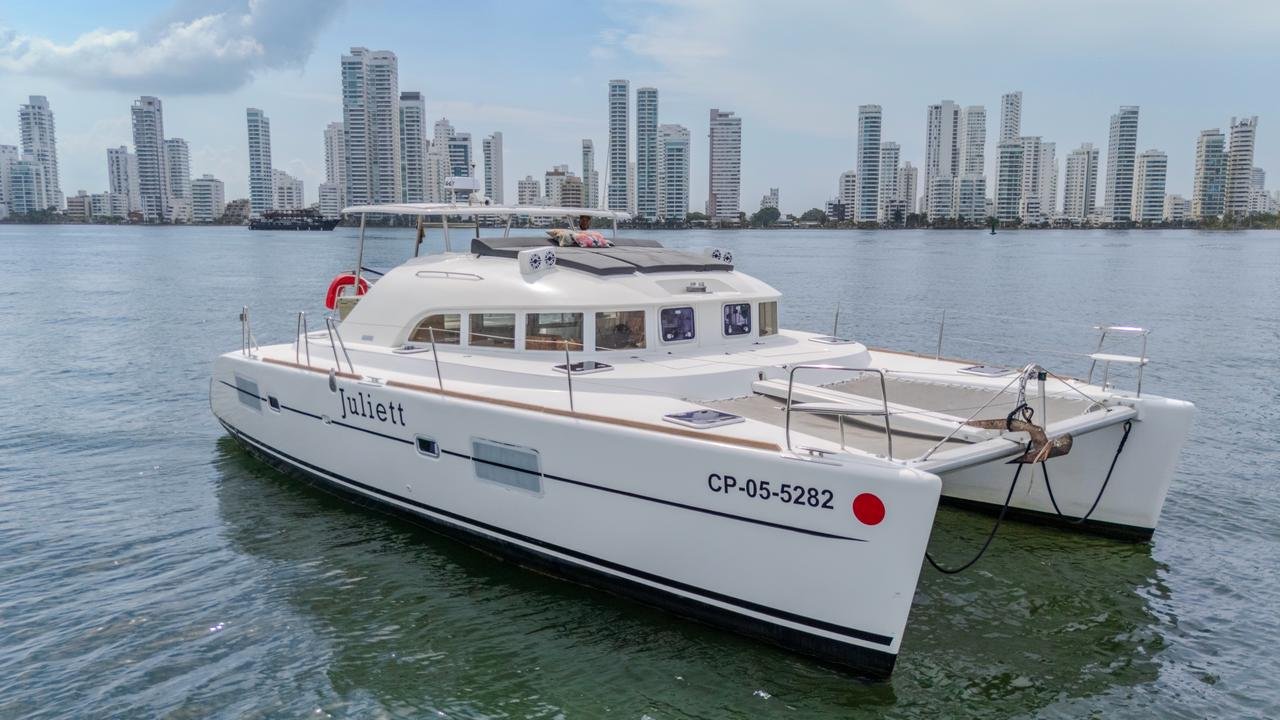 Catamarán Juliet 48ft 4