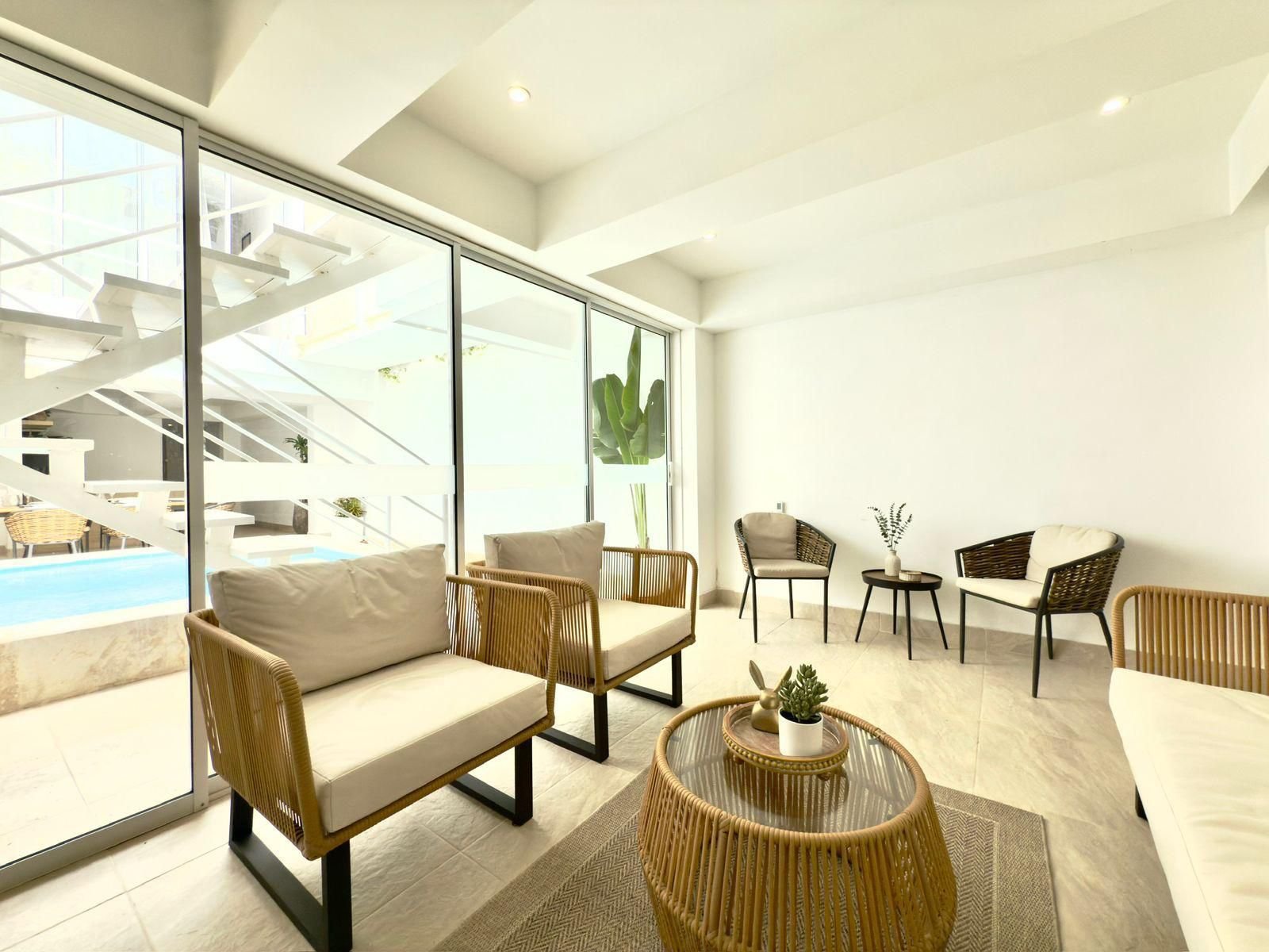 The Lantern House 12