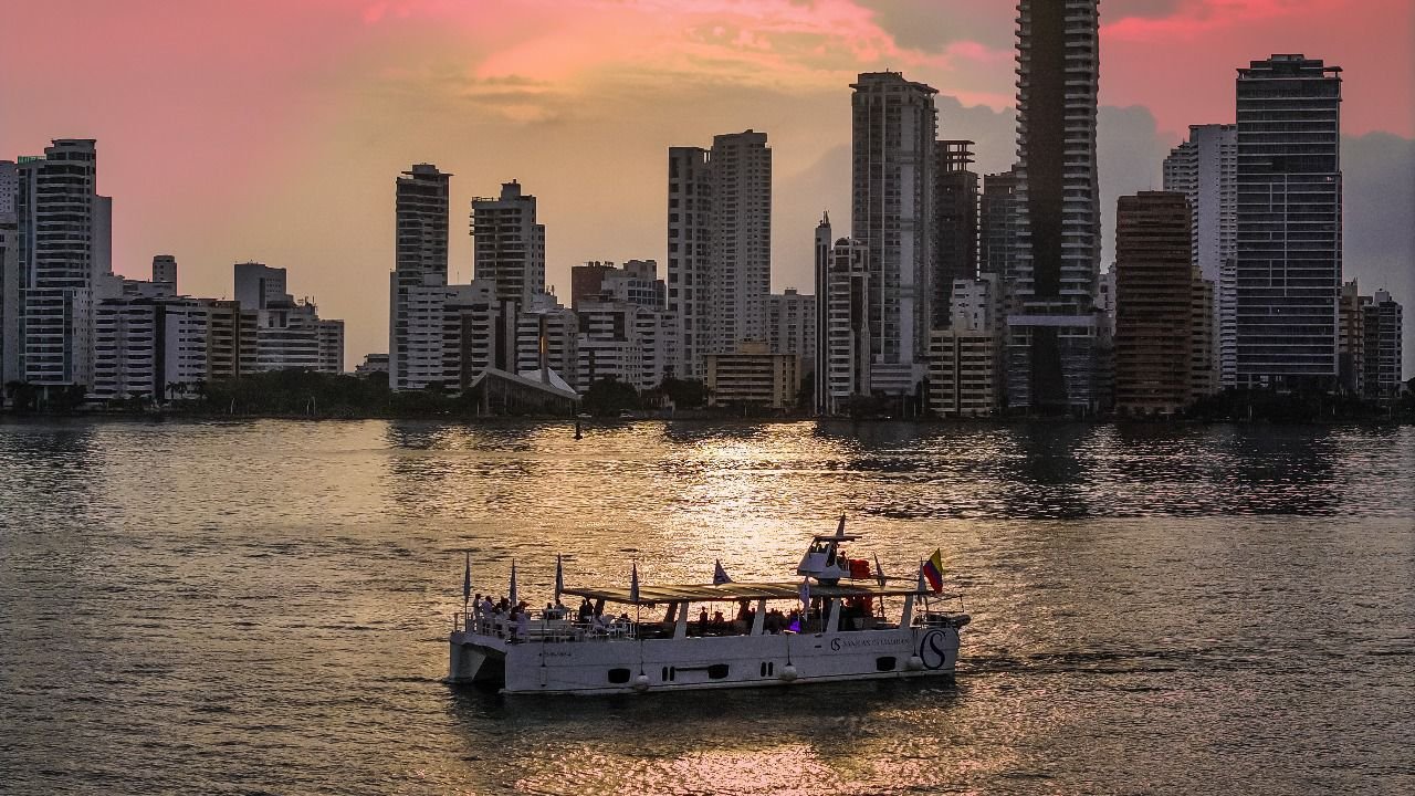 Sibarita Bay Rumba Catamaran 2