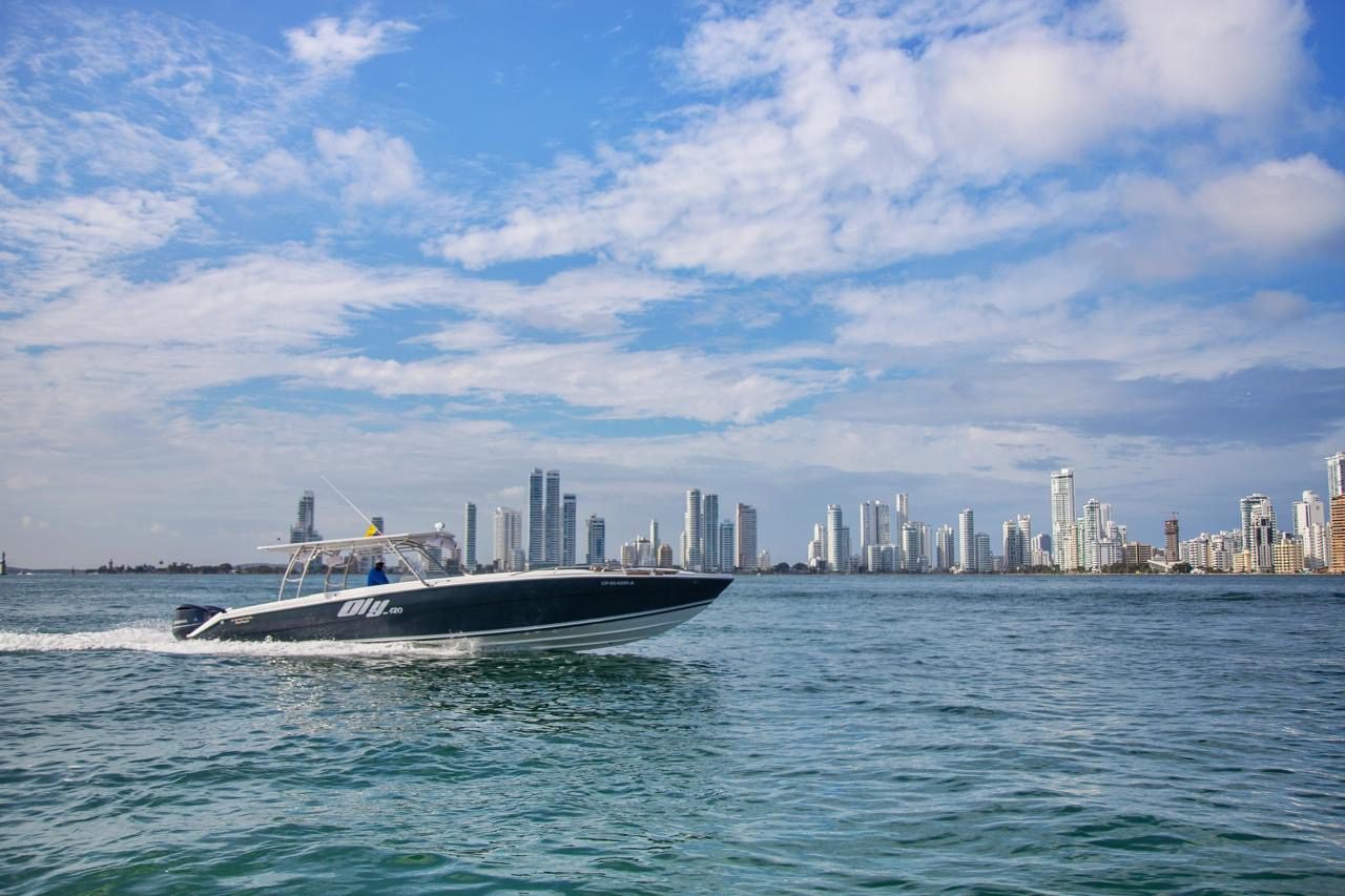 Bote Oly 42ft (Azura) 12