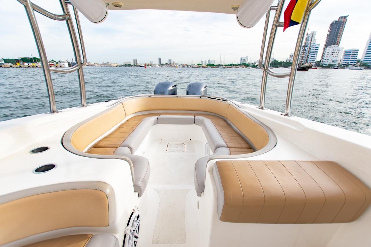 Bote Oly 42ft (Azura) 27