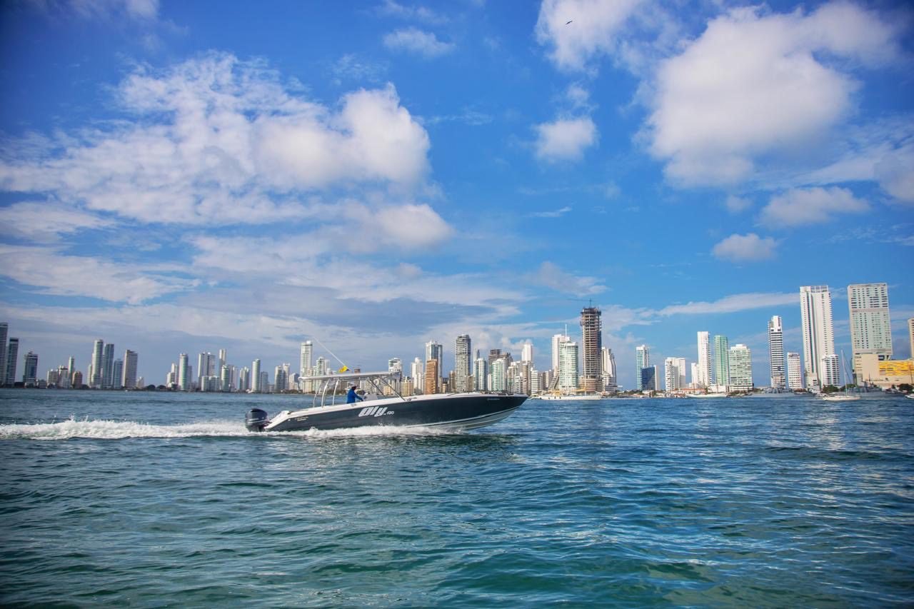 Bote Oly 42ft (Azura) 32