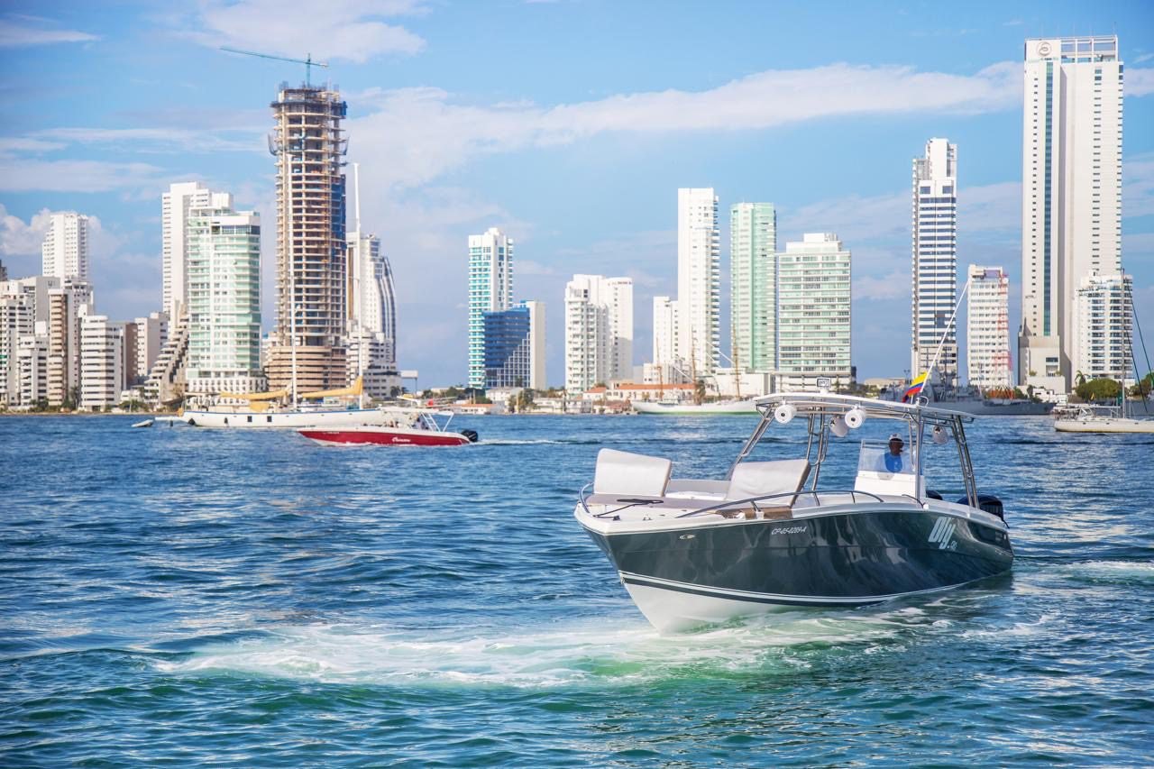 Bote Oly 42ft (Azura) 39