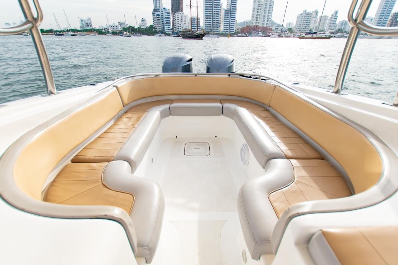 Bote Oly 42ft (Azura) 5