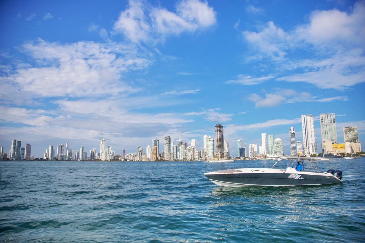 Bote Oly 42ft (Azura) 8