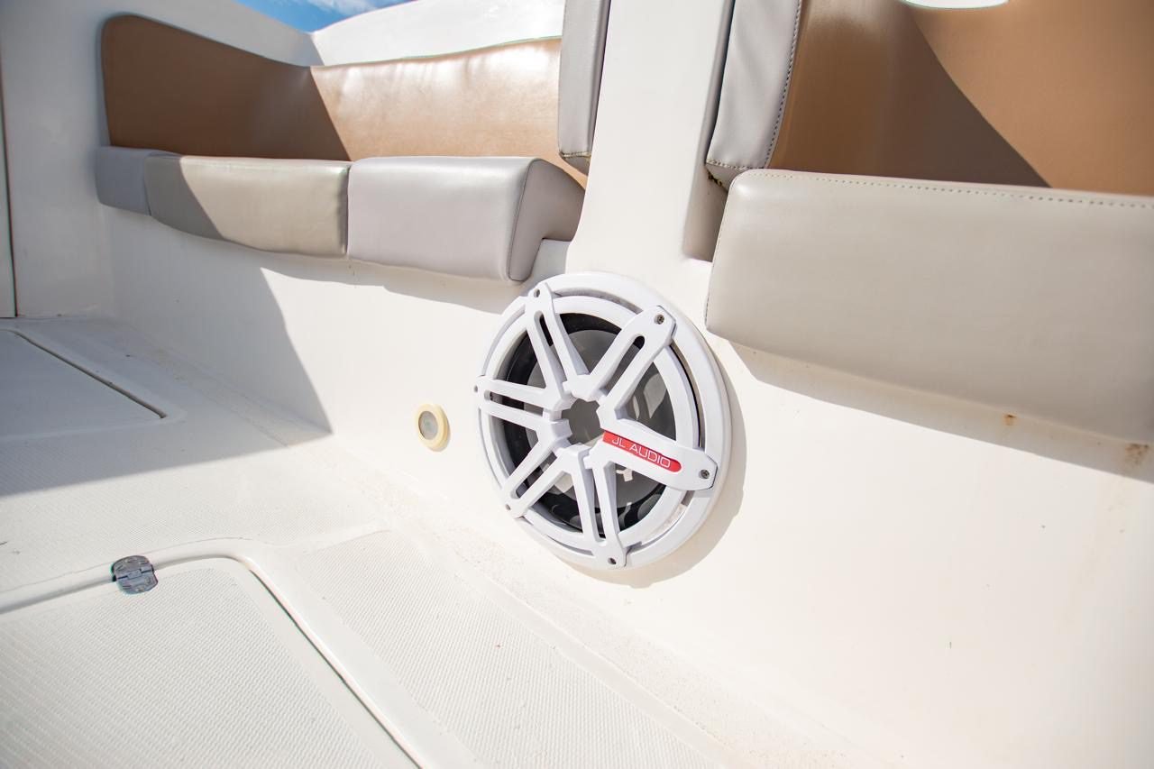 Bote Virginia 42ft (Skyline) 26