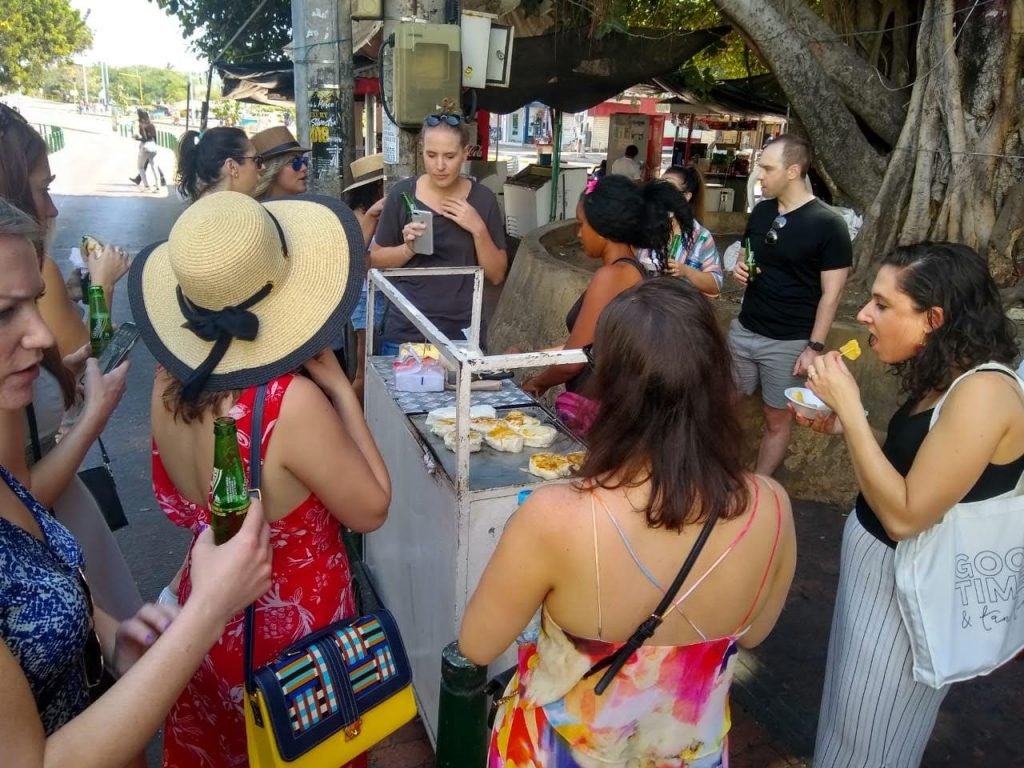 Tour de Comida Callejera Local 15