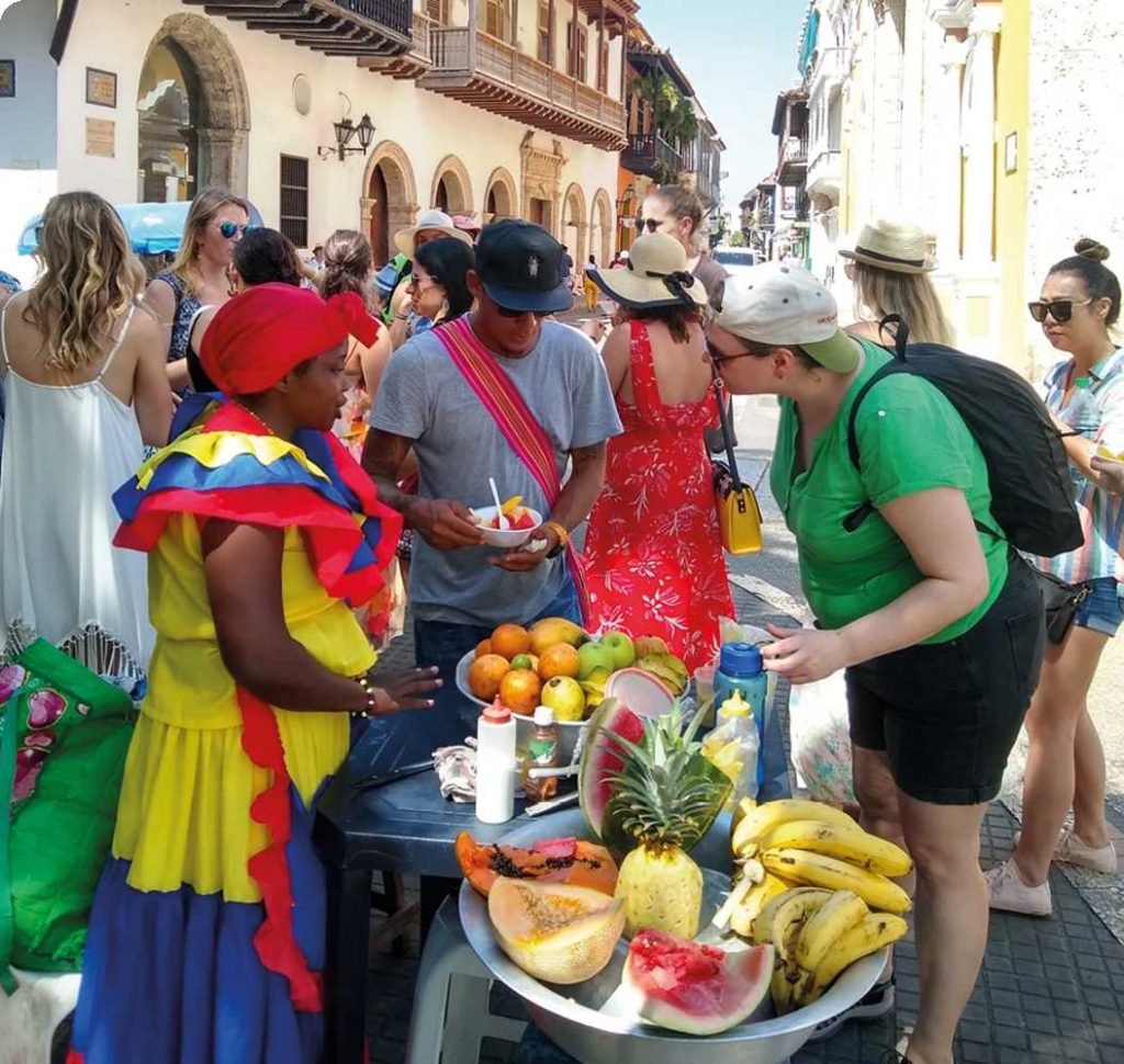 Tour de Comida Callejera Local 17