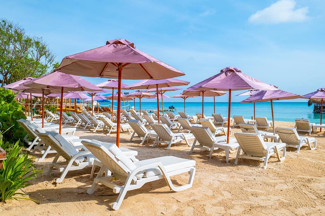 Luxury Beach Club 1