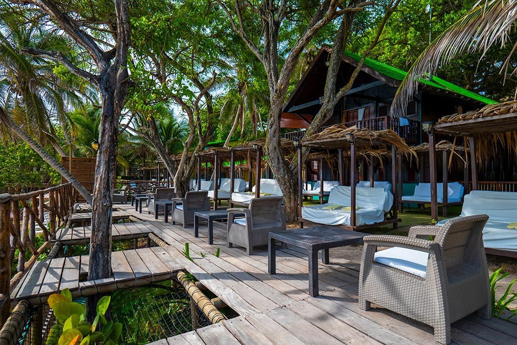 Luxury Beach Club 10