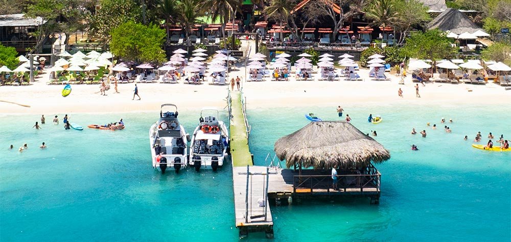 Luxury Beach Club 18