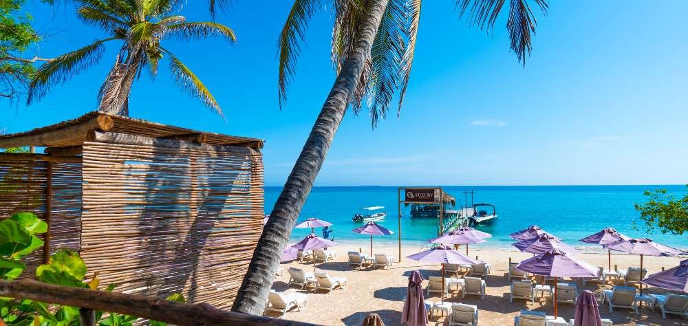 Luxury Beach Club 20