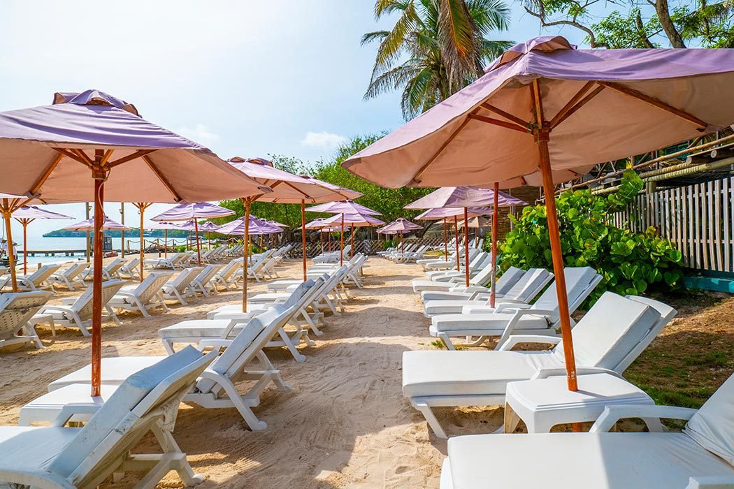 Luxury Beach Club 5