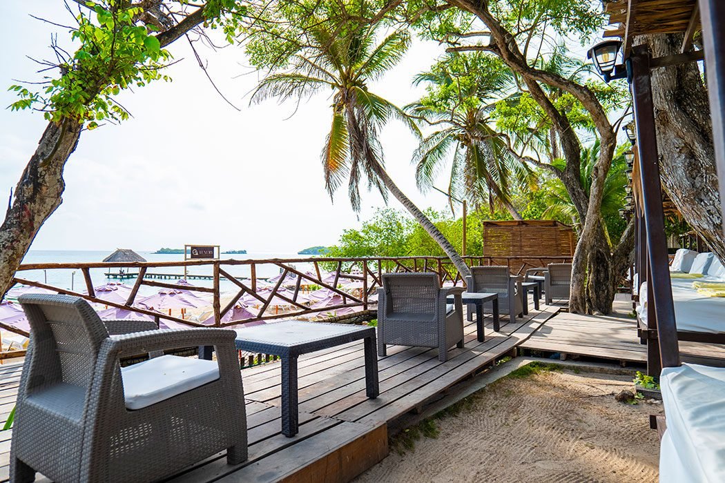 Luxury Beach Club 9
